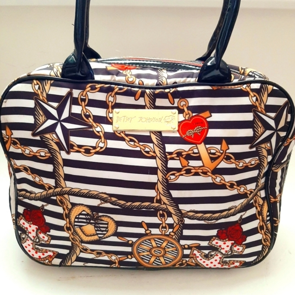 💜HOSTPICK💜Betsey Johnson bag